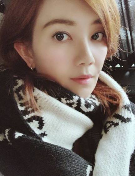 梁静茹《微光》歌词完整版 梁静茹《微光》歌词什么意思