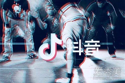 抖音你故作轻松的微笑是什么歌 阿悠悠抱一下就好在哪听