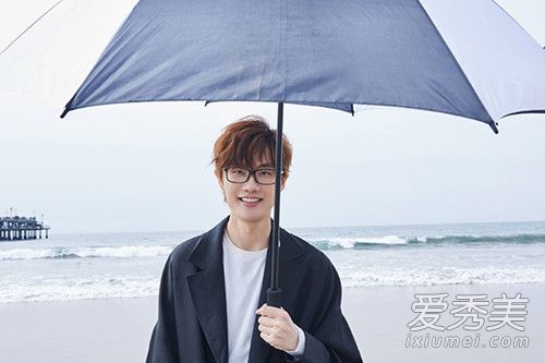 抖音老夫子带着假发是什么歌谁唱的 歌词完整版介绍