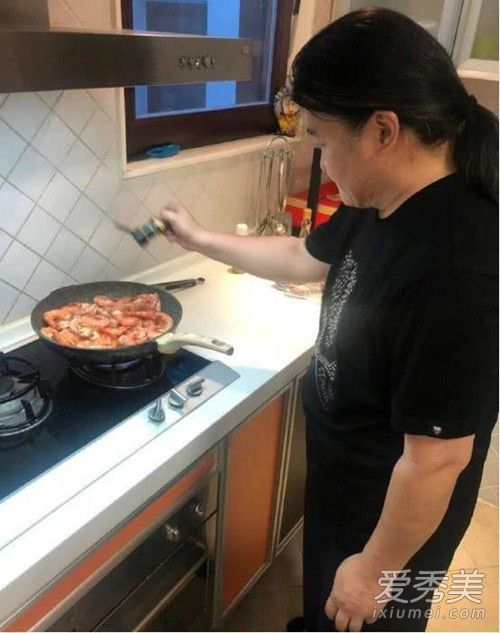 刘欢办豹纹派对是怎么回事 背后真相竟然是这样......