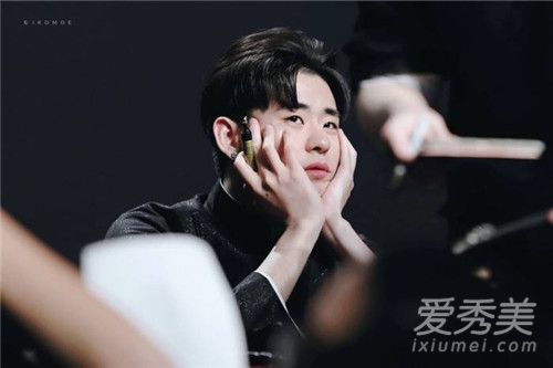 张云雷新歌毓贞是谁 张云雷新歌为什么叫毓贞