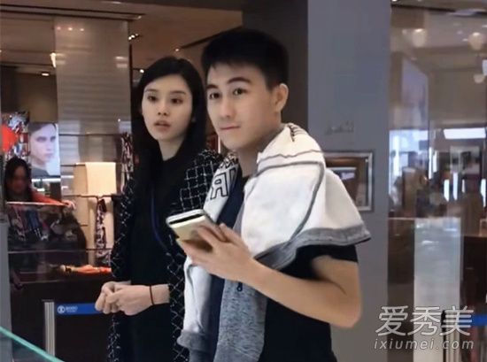 奚梦瑶看婴儿床 这到底是个什么梗？