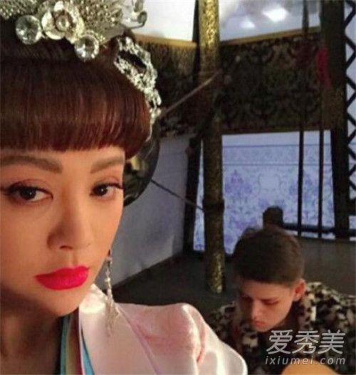 宁静方斥非法偷拍 宁静什么时候结的婚