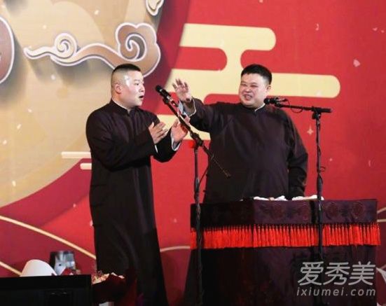 岳云鹏接孩子放学 这到底是个什么梗？