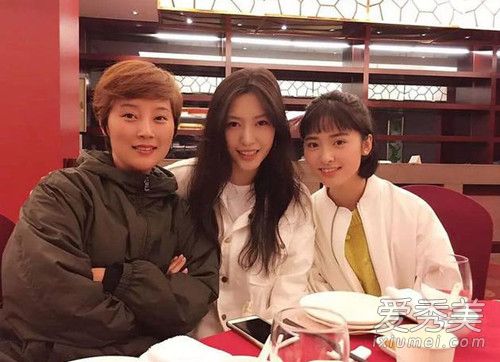 沈月经纪人怼粉丝背后原因曝光 这到底是个什么梗？