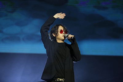 抖音还要多远才能进入你的心是什么歌谁唱的 歌词介绍
