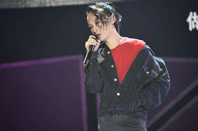 抖音还要多远才能进入你的心是什么歌谁唱的 歌词介绍