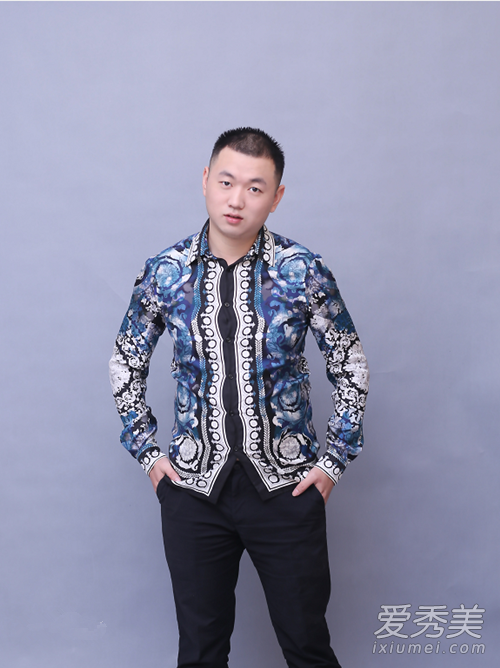 药水哥真名叫什么 药水哥个人资料虎牙直播间房间号是多少