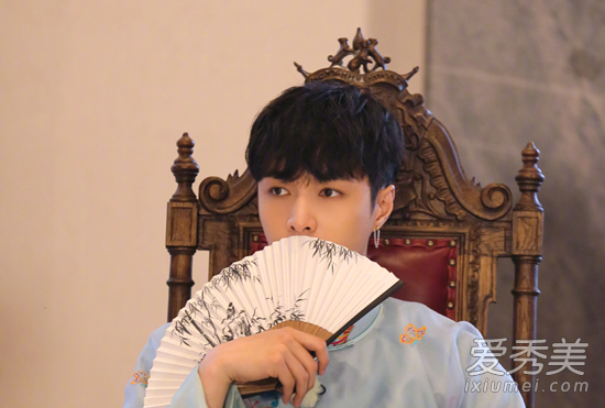 张艺兴抽烟怎么回事 这到底是什么情况？
