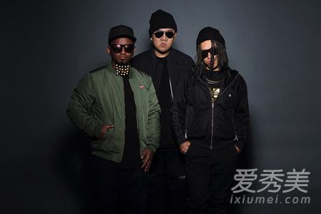 回忆歌词南征北战 南征北战回忆歌词什么意思