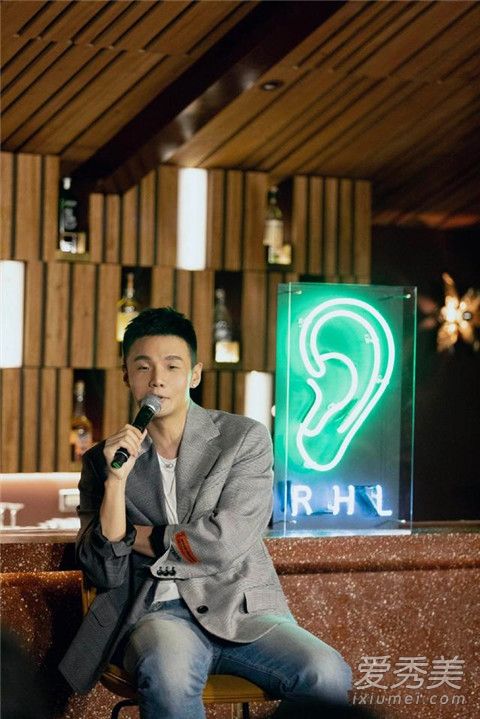 李荣浩新歌只有4秒怎么回事 李荣浩只有4秒的是什么歌