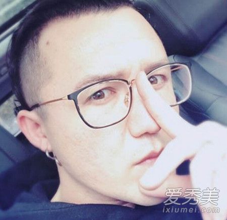 那吾克热水滴石穿歌词 那吾克热水滴石穿歌词什么意思