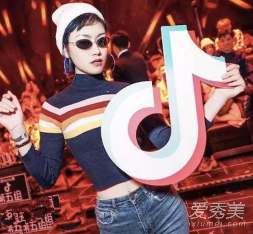 抖音小了白了兔+卡布奇诺串烧是谁创作的 歌词完整版介绍