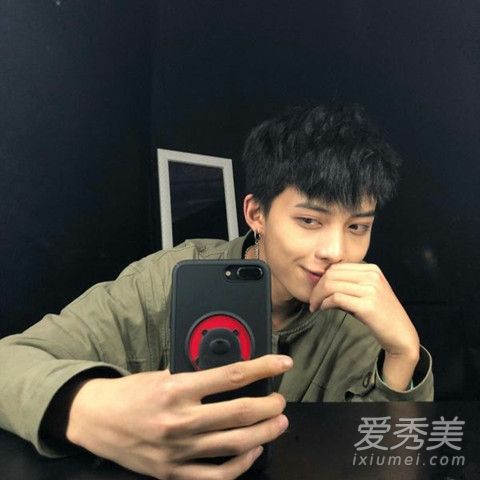 抖音凌晨两点半速度有点慢是什么歌谁唱的 歌词介绍