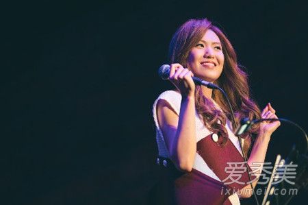 抖音我们都在爱情里少一点天分什么歌 我们都在爱情里少一点天分歌词