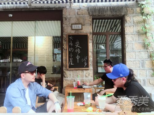 我在凌晨三点醒来的夜里想起已失去的你是谁唱的 歌名歌词介绍
