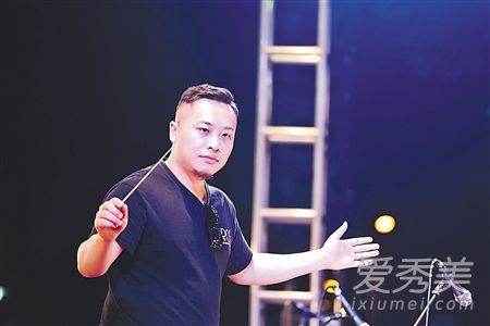 抖音我是一个忧郁的肥宅是什么歌 肥宅群侠传歌词