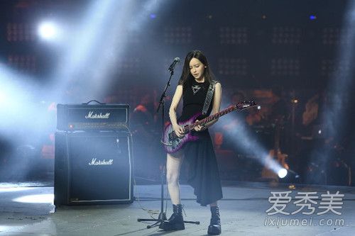 抖音我们穿过多少迷惘是什么歌 一夜成长歌词及歌词含义