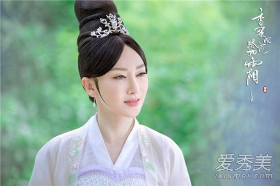 香蜜沉沉烬如霜片尾曲叫什么名字 左手指月完整歌词介绍