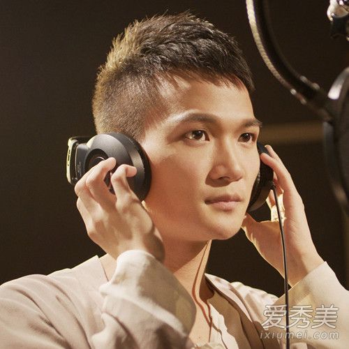 云裳羽衣主题曲叫什么 云裳羽衣主题曲周深云裳羽衣曲歌词