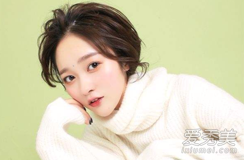 小生的花伞还落在你家你美眷如花我浪迹天涯什么歌?