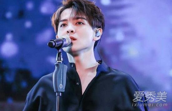 扶摇插曲傲红尘是谁唱的 扶摇插曲尤长靖傲红尘歌词