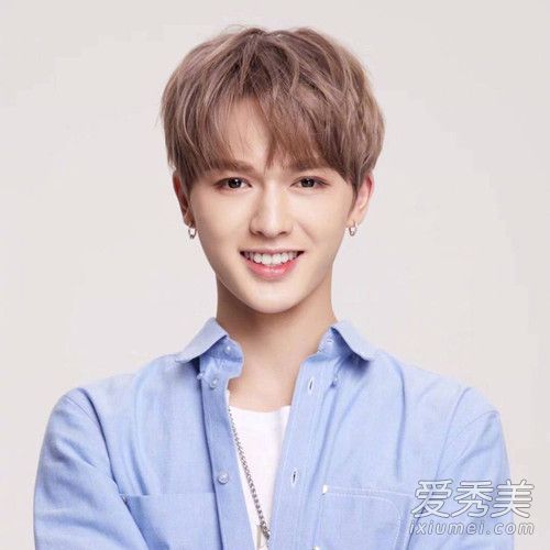 朱正廷应援曲是什么 朱正廷应援曲九十九歌词