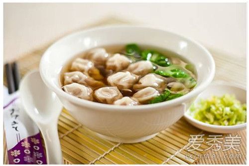 抖音还要辣油啊什么歌 喝馄饨南京话版歌词