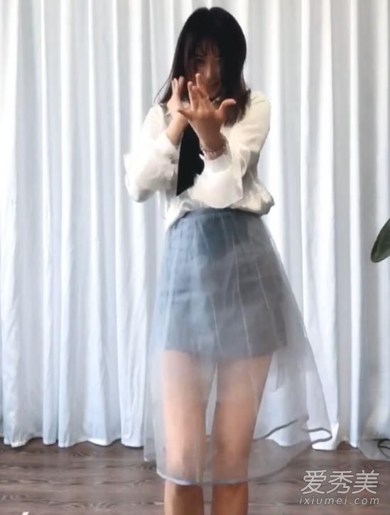 抖音化妆骑摩托摘星星是什么歌 化妆骑摩托摘星星出处