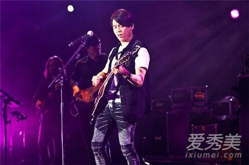 抖音我一直都想对你说是什么歌 我一直都想对你说完整版