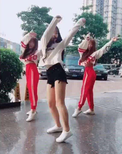 抖音热娜是什么歌 抖音热娜rrrrrrtttt歌曲歌词