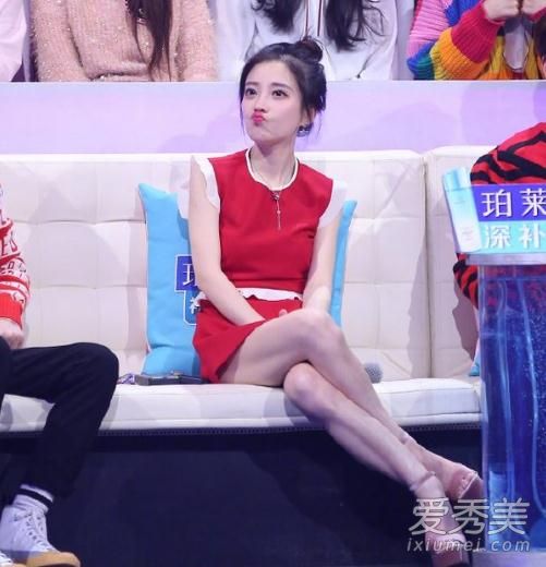 冯提莫佛系少女歌词含义 冯提莫佛系少女封面图片