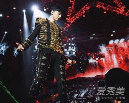 张杰爱的传奇完整版歌词 在哪试听