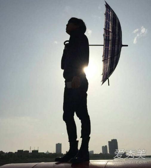 薛之谦新专辑《渡》所有歌曲歌词盘点