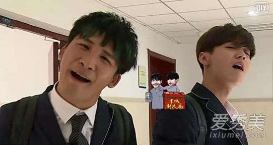 抖音一个伸手什么歌?