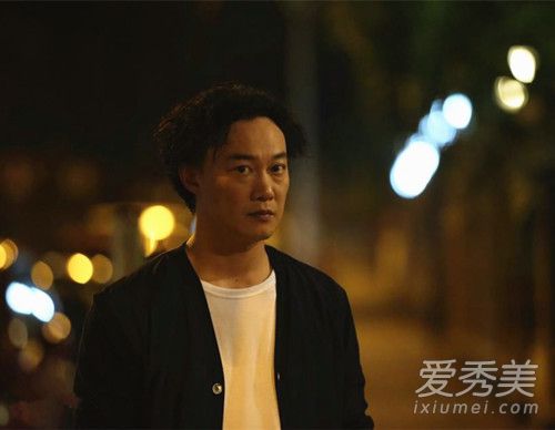 陈奕迅谁来剪月光这首歌表达了什么？