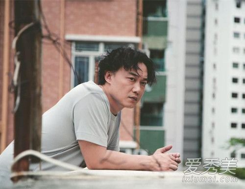 陈奕迅谁来剪月光这首歌表达了什么？