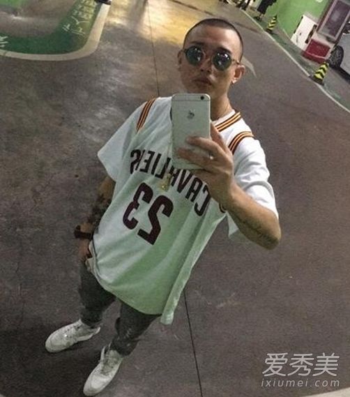 中国有嘻哈gai新歌 火锅底料完整歌词介绍