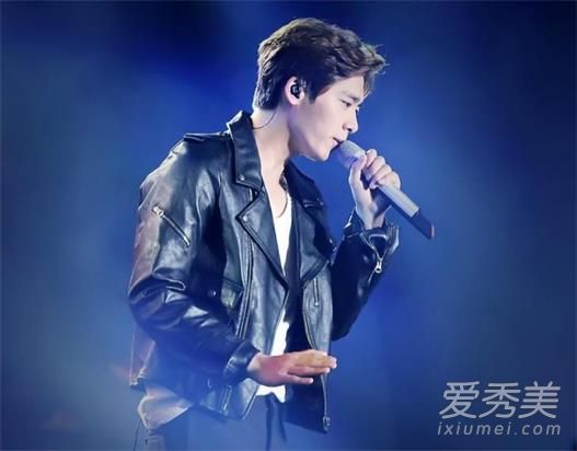 李易峰2018演唱会时间行程安排门票 演唱会现场视频图片