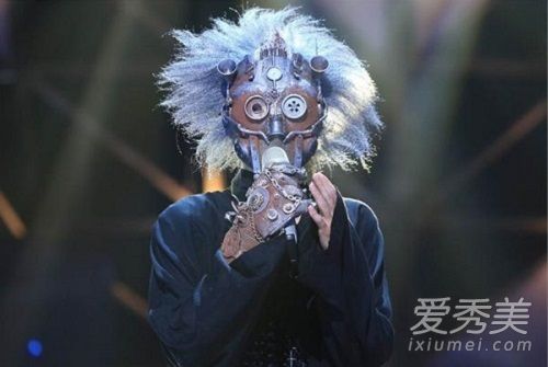 蒙面哥王摘星怪是谁?吻得太逼真完整版歌词