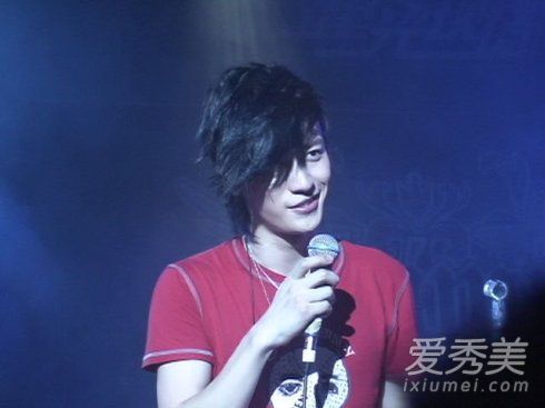 乔任梁同名专辑发行 《乔任梁》有哪些歌曲