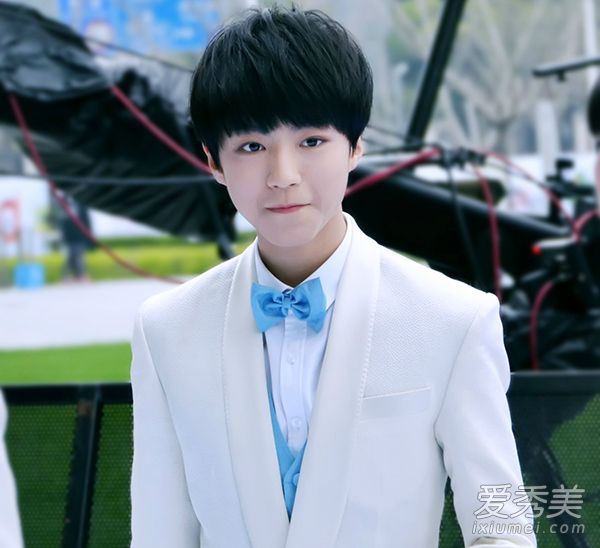 TFBOYS王俊凯首支个人原创单曲《树读》歌词