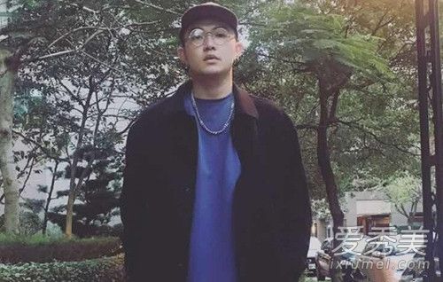 抖音颜人中的真名叫什么 颜人中个人资料背景介绍