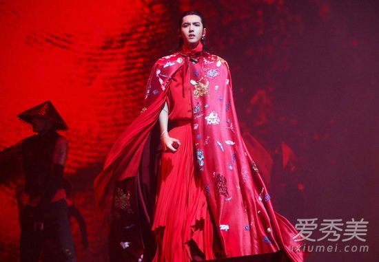 吴亦凡回复杨超越怎么回事 吴亦凡回复杨超越说了什么