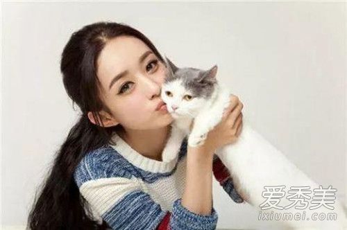 赵丽颖为什么取关黄斌 赵丽颖取关黄斌背后原因曝光