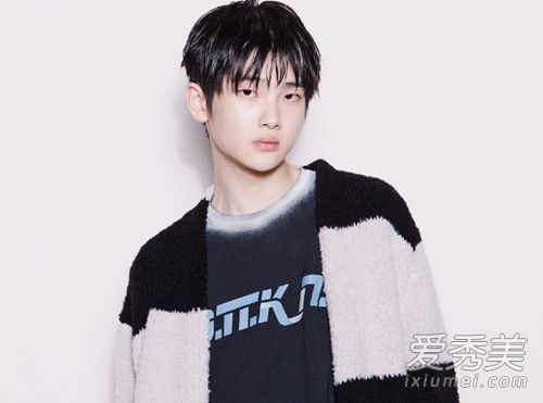 周震南喜欢什么女生 周震南有女朋友吗叫什么照片