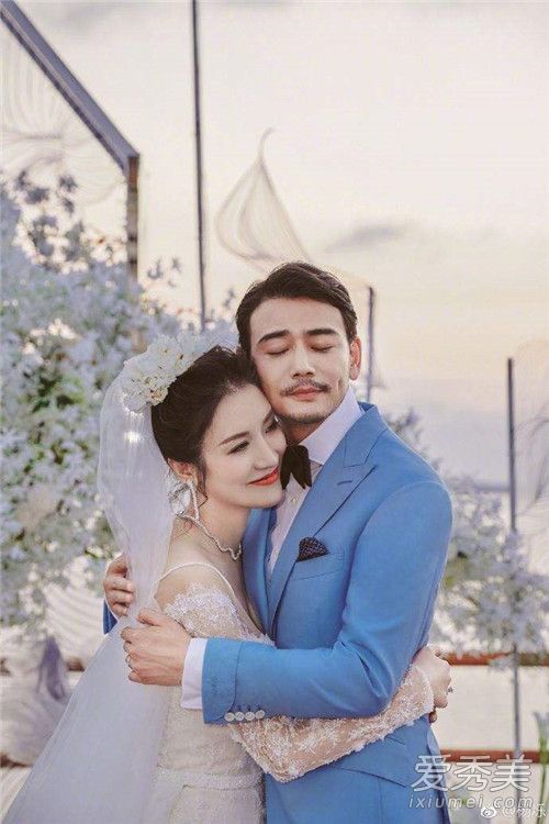 杨烁老婆是谁什么时候结婚的 杨烁有几个孩子