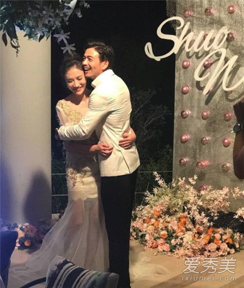 杨烁老婆是谁什么时候结婚的 杨烁有几个孩子