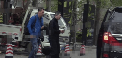 惊呆了!范冰冰冯小刚聚餐 这到底是个什么梗?