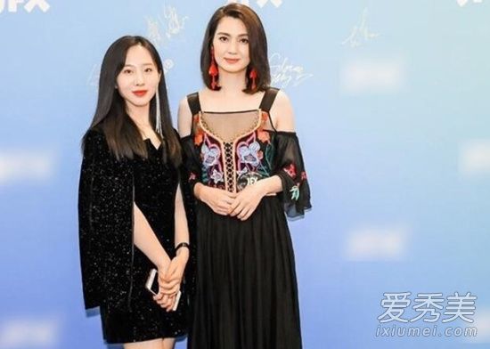 惊呆了!洪欣风波后首现身 这到底是个什么梗？